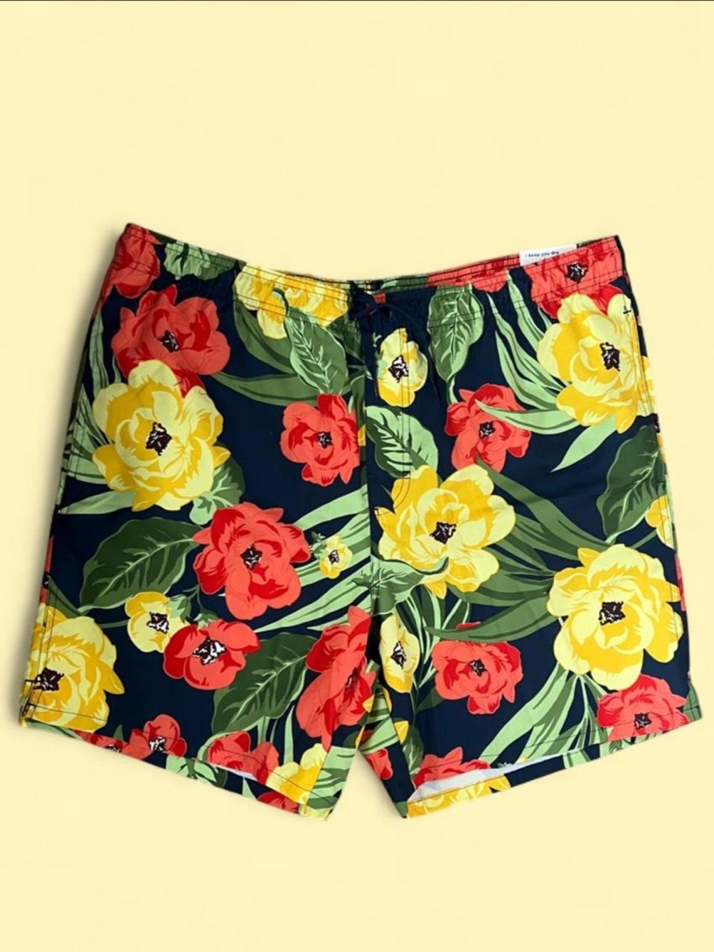 Old Navy Printed Swim Trunks 7 inch Inseam UPF 40